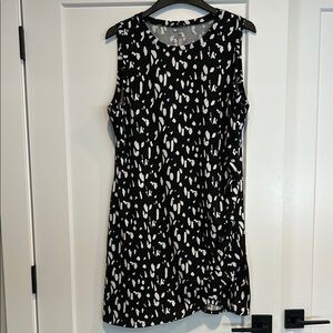 Nine West black and white pattern sleeveless dress size XXL